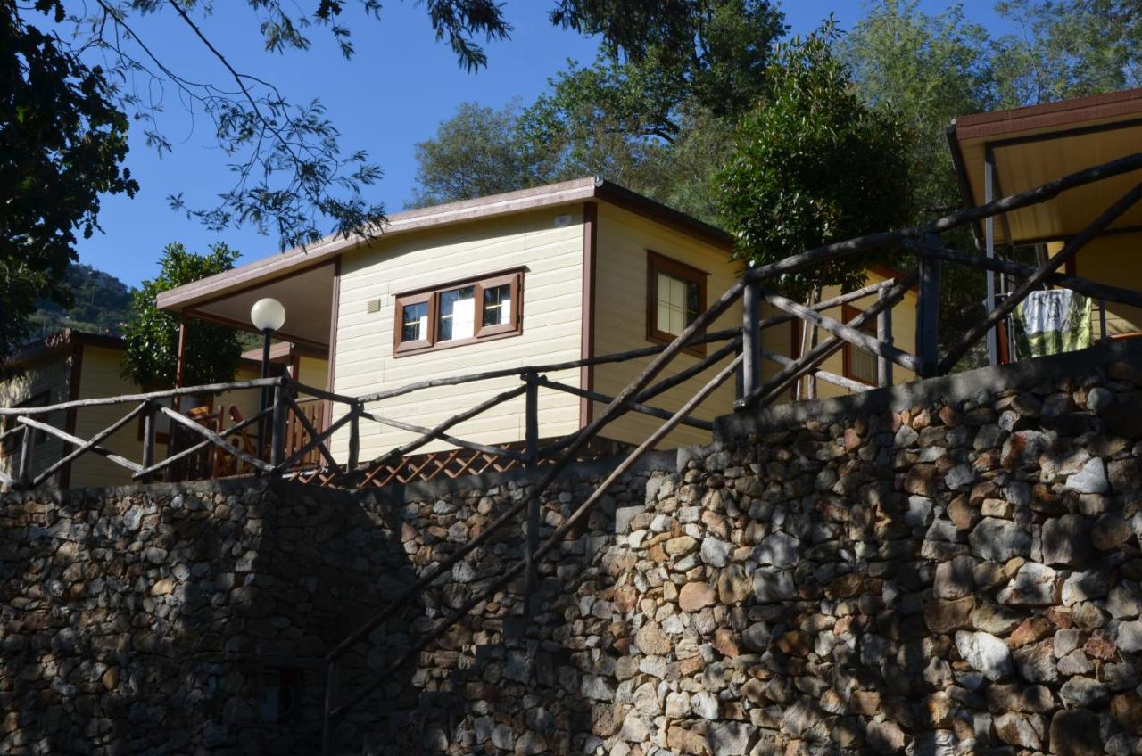 Campeggio Pian Dei Boschi Pietra Ligure Zewnętrze zdjęcie